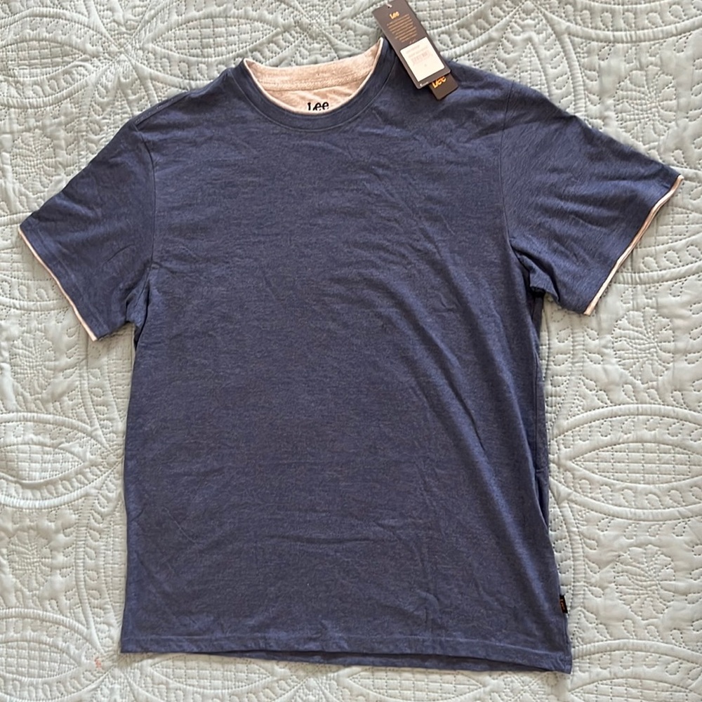 Lee’s Blue/light grey cotton T-shirt size Large